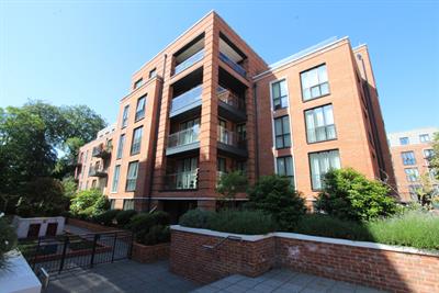 1 Lancelot House, Fellowes Rise, Winchester image