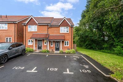 Draper Road, Wickham, Fareham image