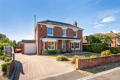 Allotment Road, Sarisbury Green image