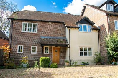 Mosse Court, Wickham, Fareham image